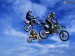 [obrazky.4ever.sk] motorky skok obloha zavodnici 9512944